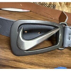 Nike Golf Grip Tech Belt Gray Cutout Swoosh Buckle 42" Leather Adjustable